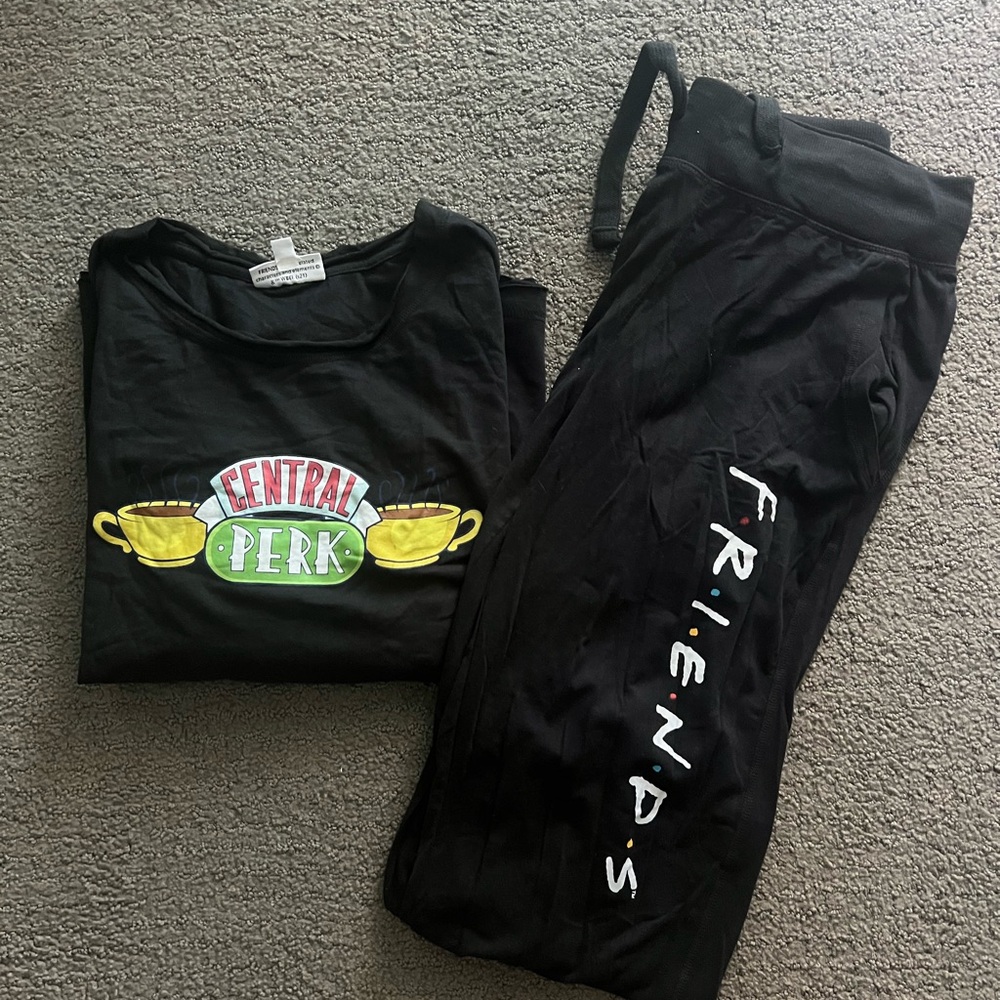 Friends Sleep Set - Size Small